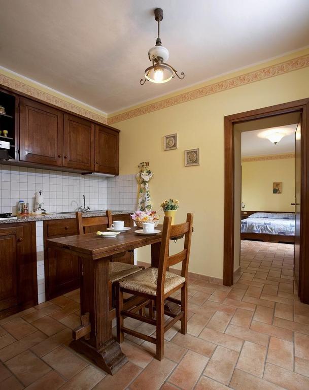 Casale Favilluta Guest House Petrignano Стая снимка