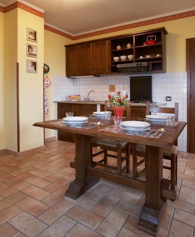 Casale Favilluta Guest House Petrignano Стая снимка